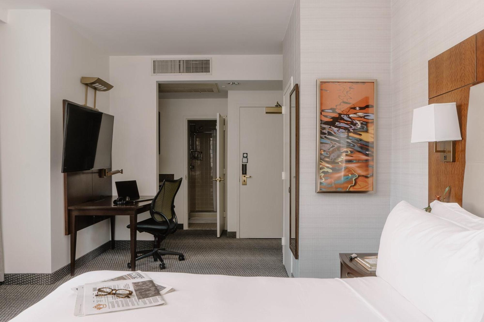 Superior Queen Room,1602951068:JPEG