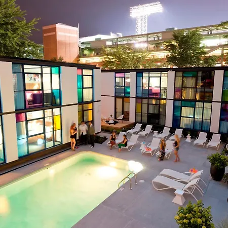 The Verb Hotel-3