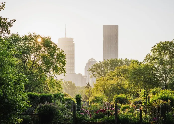 Four Seasons Hotel One Dalton Street, Boston