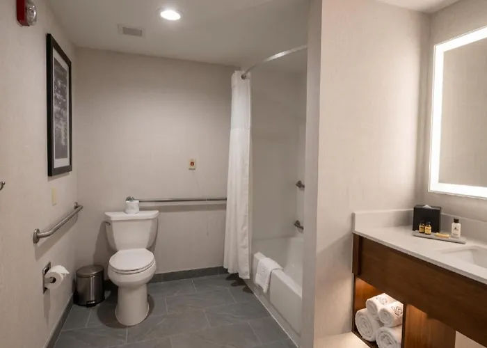 Best Western Plus Boston Hotel